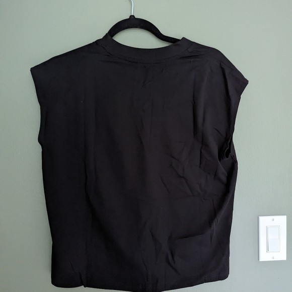 NWT 🌟 Black Micas Sleeveless T-shirt Top Size Medium - Picture 6 of 6